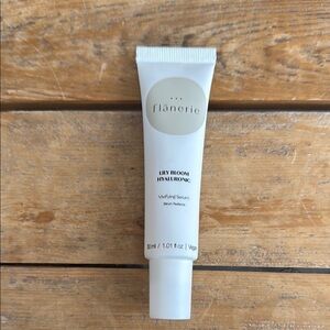 Flânerie Lily Bloom Hyaluronic Serum